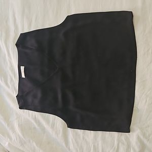 Babaton Aritizia V Neck Shell